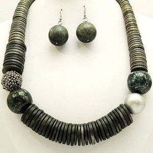 Stacked Wood and Orbs Necklace Set